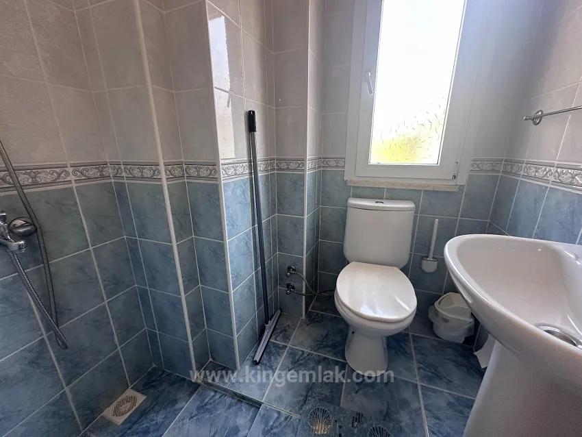 In Gülpınar Mit Bergpanorama Und Zu Fuß Erreichbar Zum Stadtzentrum Freistehende Villa