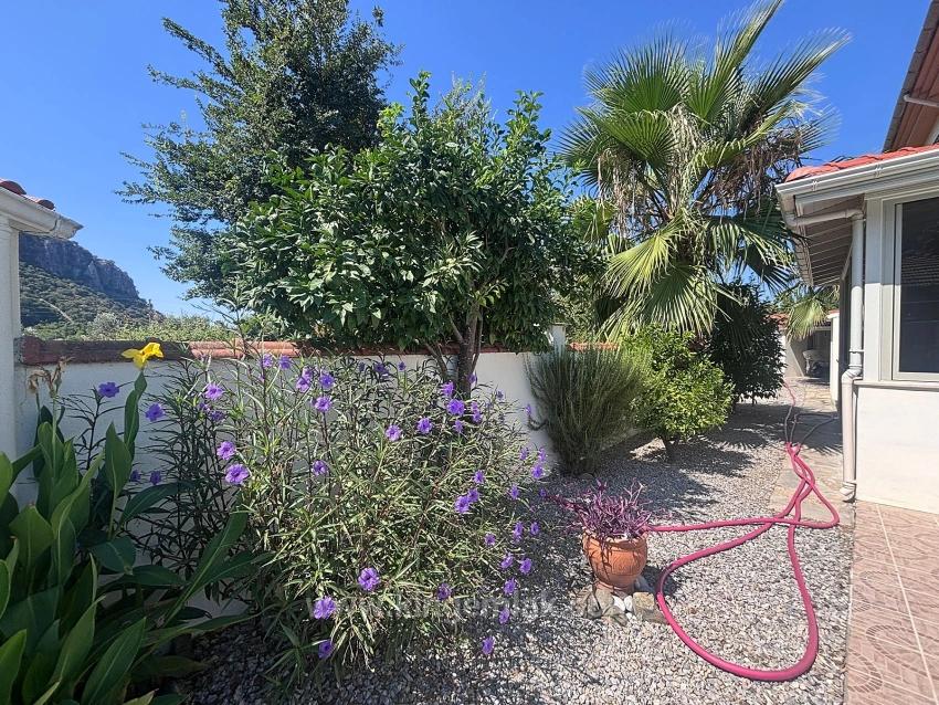 Ein Friedlicher Rückzugsort Inmitten Der Natur – Freistehende Villa In Marmarlı