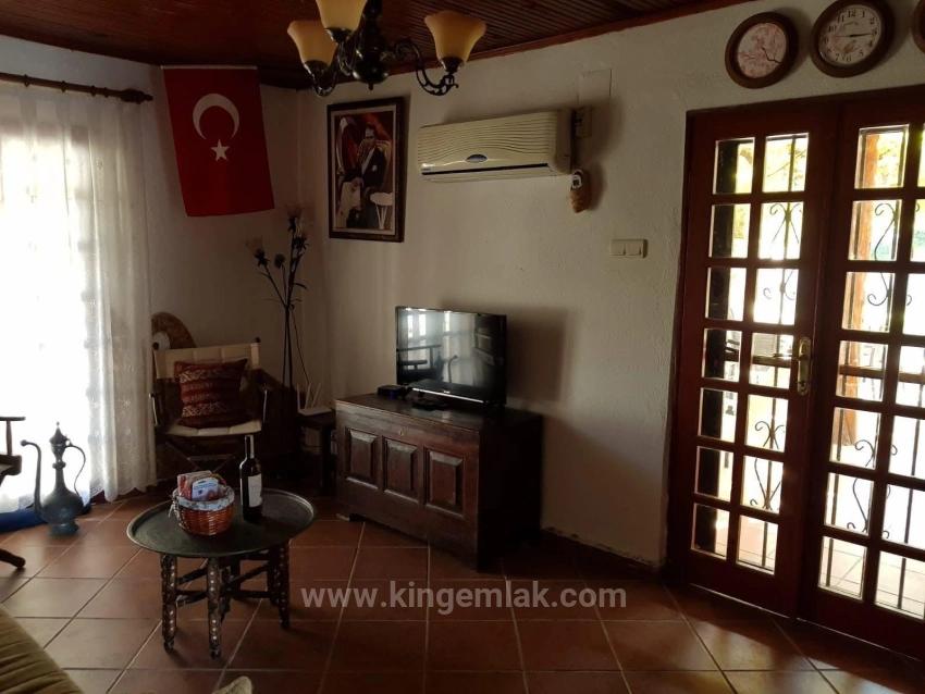 Ein Charmanter Bungalow Mit Investitionspotenzial In Der Gegend Von Dalyan Arıkbaşı