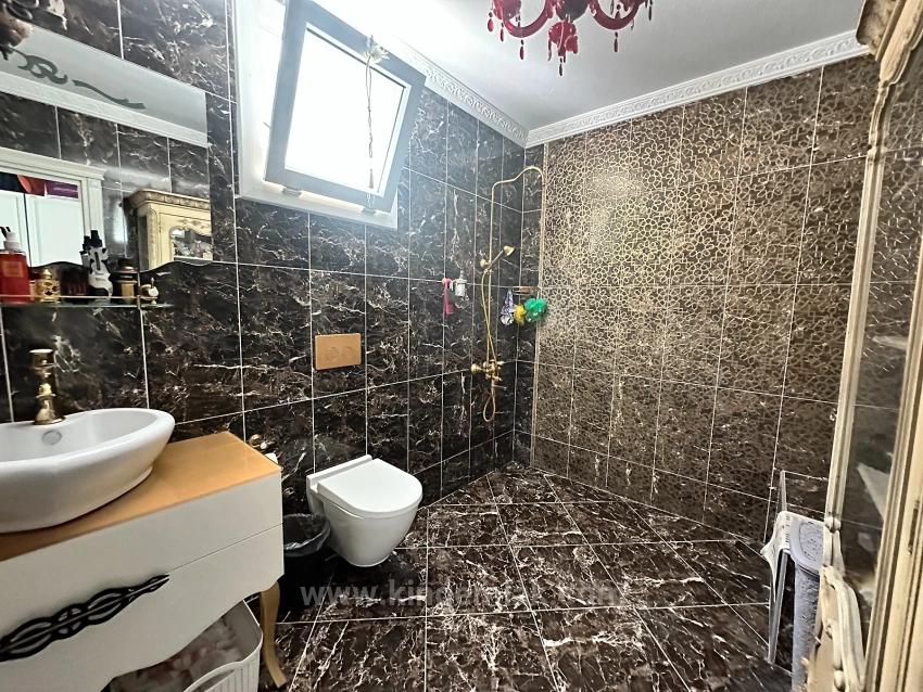 Luxuriöse 7-Zimmer-Villa Mit Unvergleichlichem Meerblick In Gökbel – Prestigeträchtiges Anwesen Auf Einem 5.000 M² Großen Grundstück