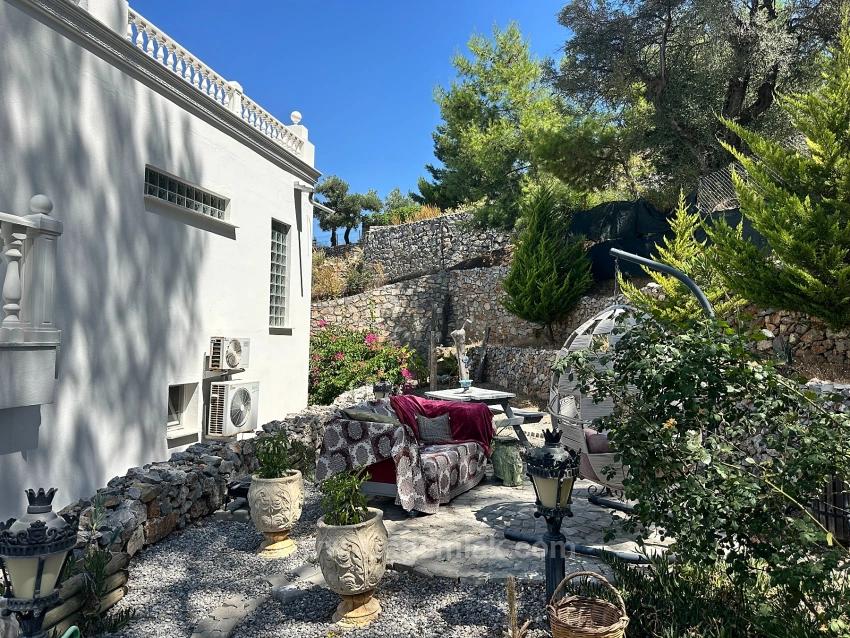 Luxuriöse Villa Mit 7 Schlafzimmern Und Unvergleichlichem Meerblick In Gökbel