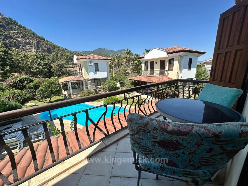 Villa Mit Zwei Schlafzimmern In Einem Charmanten Komplex In Gülpınar, Dalyan.