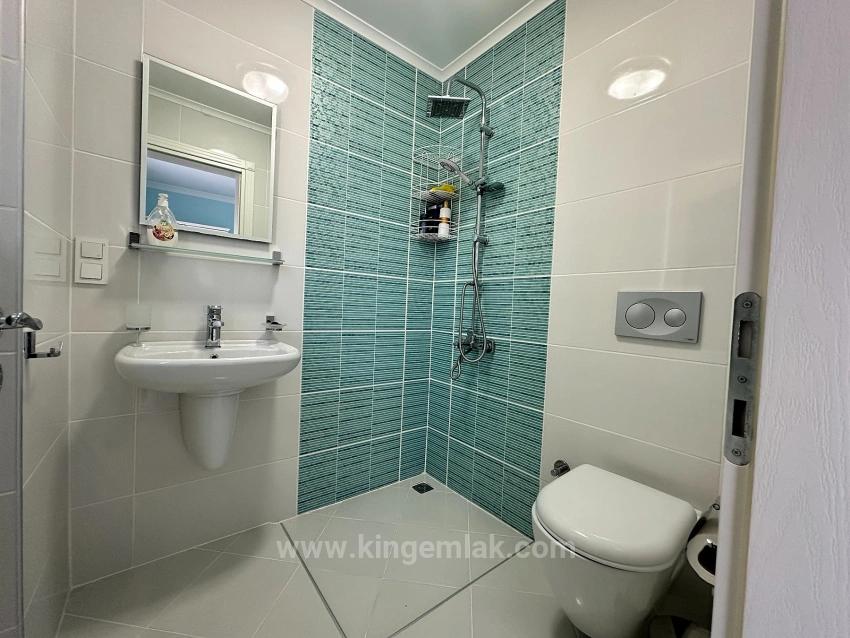 Ein Außergewöhnliches Leben, Geschmückt Mit Zeitloser Eleganz In Osmanağalar