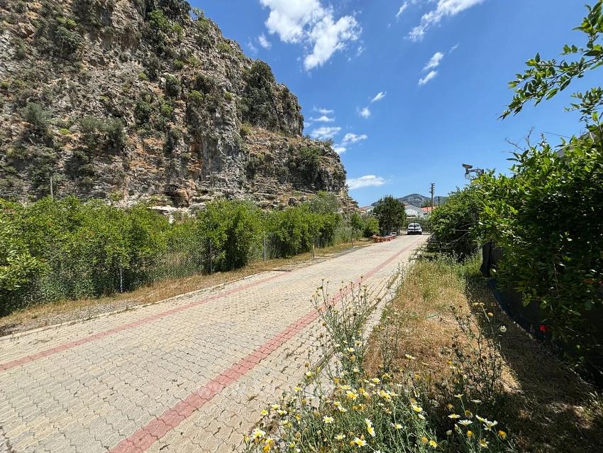 Luxuriöse Naturvilla Auf Einem 6.000 M² Großen Privatgrundstück