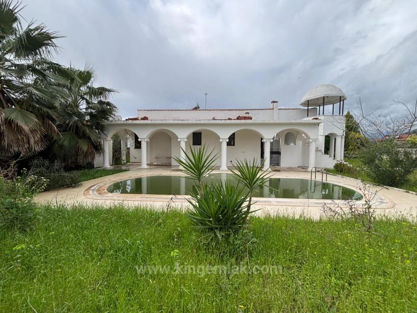 Ein Architektonisch Einzigartiger Wohnraum