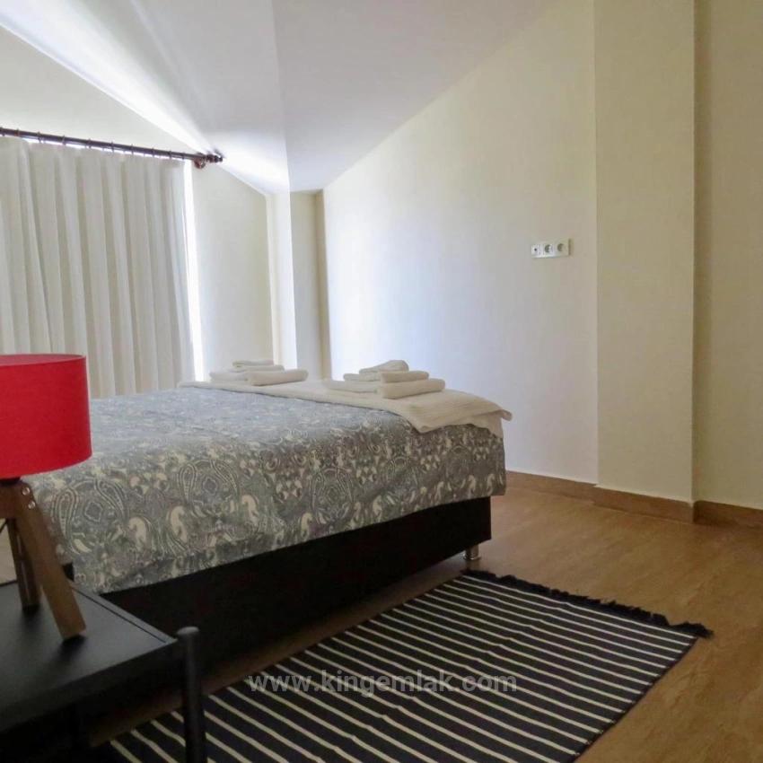 Prestigeträchtiges Leben Am See Und Investitionsmöglichkeit Mit Hoher Rendite