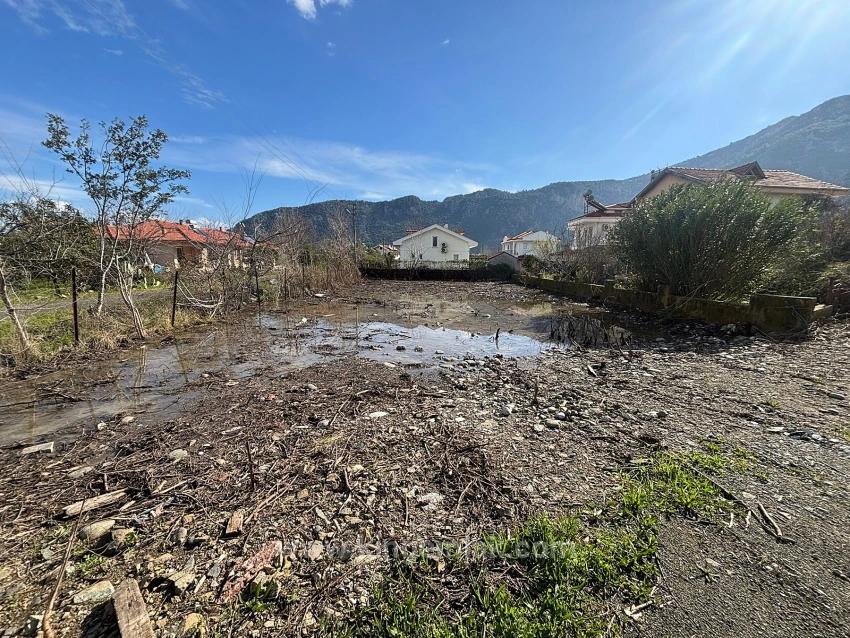 Eckgrundstück Mit Wohnzone Zum Verkauf In Muğla Dalyan Arıkbaşı