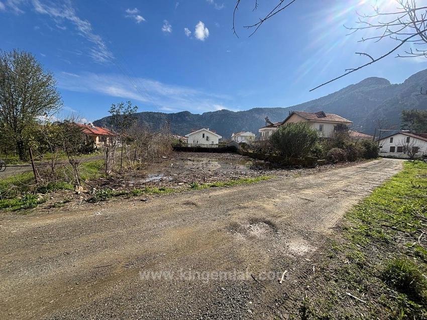 Eckgrundstück Mit Wohnzone Zum Verkauf In Muğla Dalyan Arıkbaşı