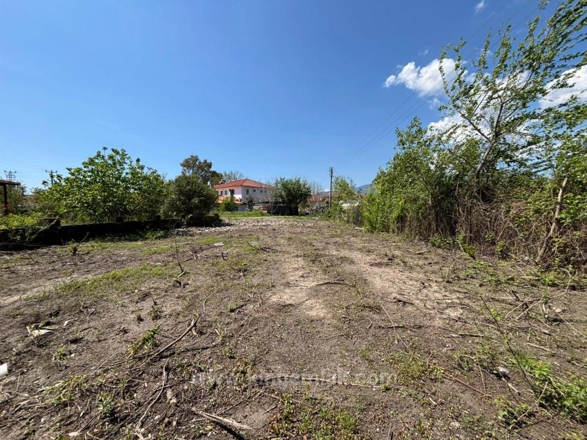 Eckgrundstück Mit Wohnzone Zum Verkauf In Muğla Dalyan Arıkbaşı