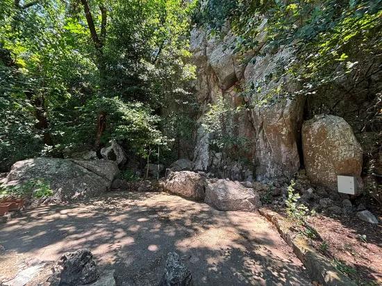 Dalyan Zentrum Mit Verstecktem Garten Zum Verkauf Stehendes Doppelhaus