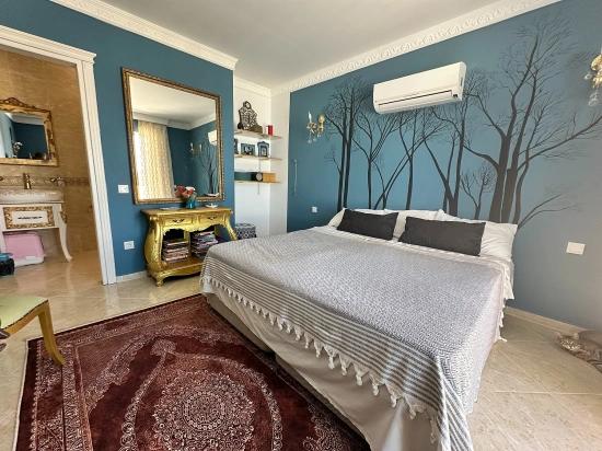 Luxuriöse Villa Mit 7 Schlafzimmern Und Unvergleichlichem Meerblick In Gökbel