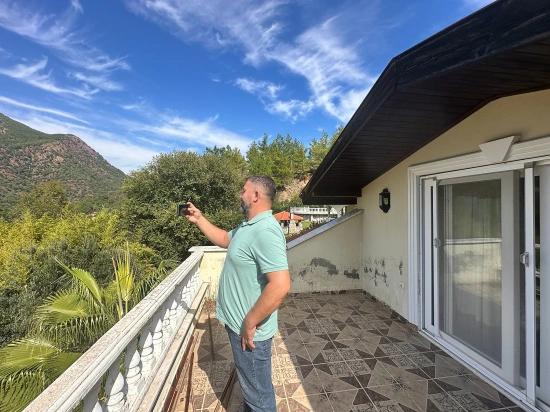 Eine Exklusive Renovierungsmöglichkeit Im Ruhigen Akkaya-tal