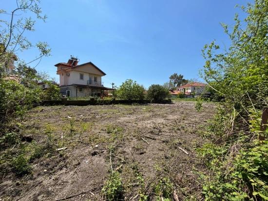 Eckgrundstück Mit Wohnzone Zum Verkauf In Muğla Dalyan Arıkbaşı