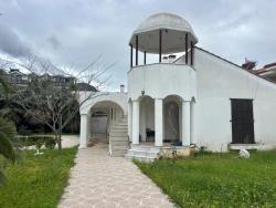 Ein Architektonisch Einzigartiger Wohnraum