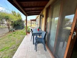 Prestigeträchtiges Leben Am See Und Investitionsmöglichkeit Mit Hoher Rendite