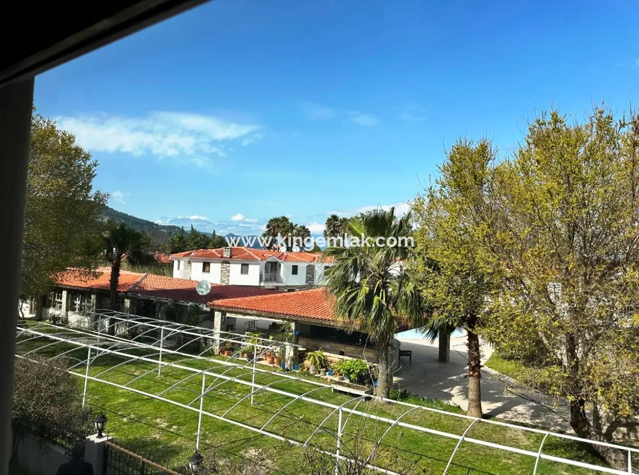 Attractive Riverside Duplex