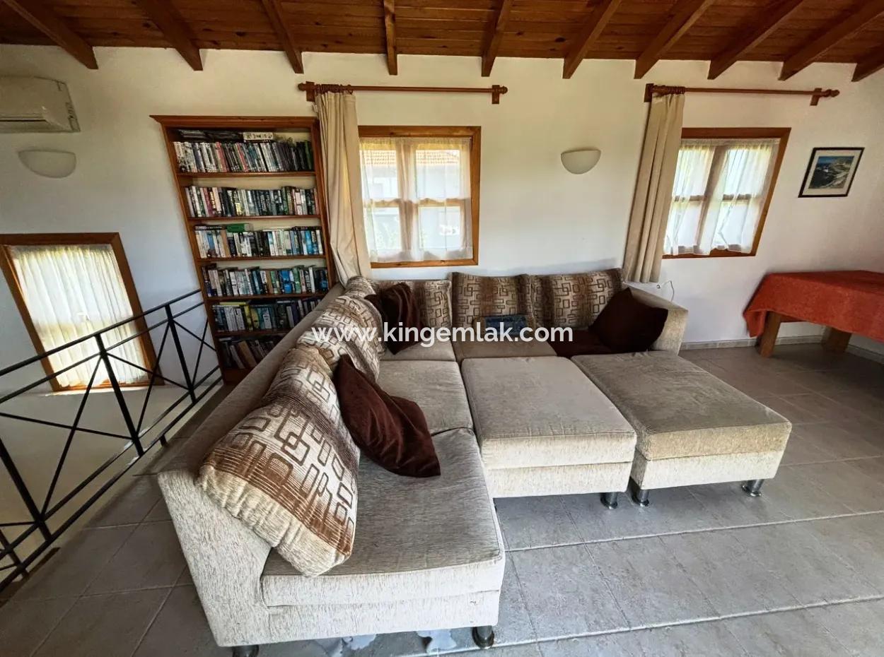 Strikingly Pretty 3 Bed Villa