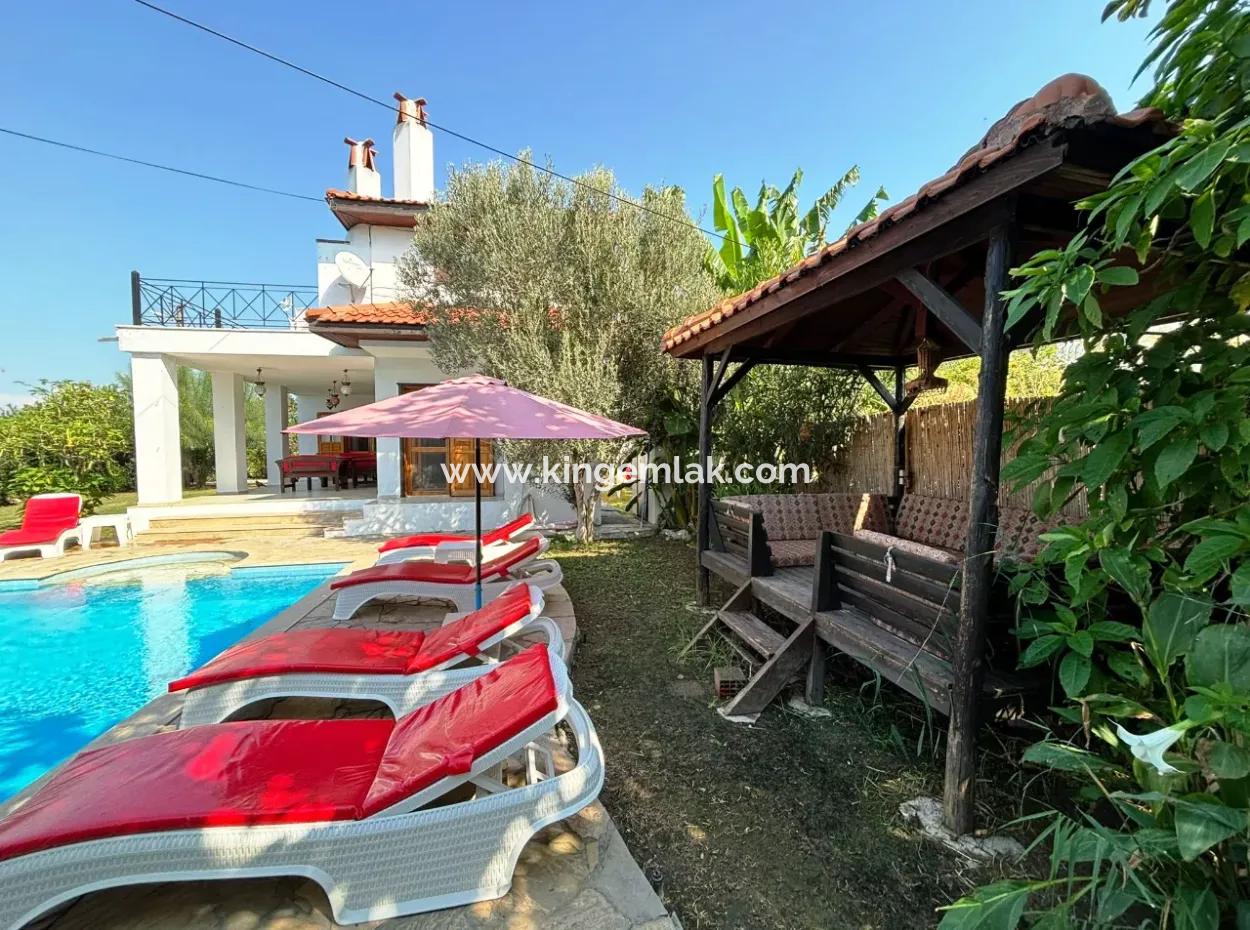 Strikingly Pretty 3 Bed Villa