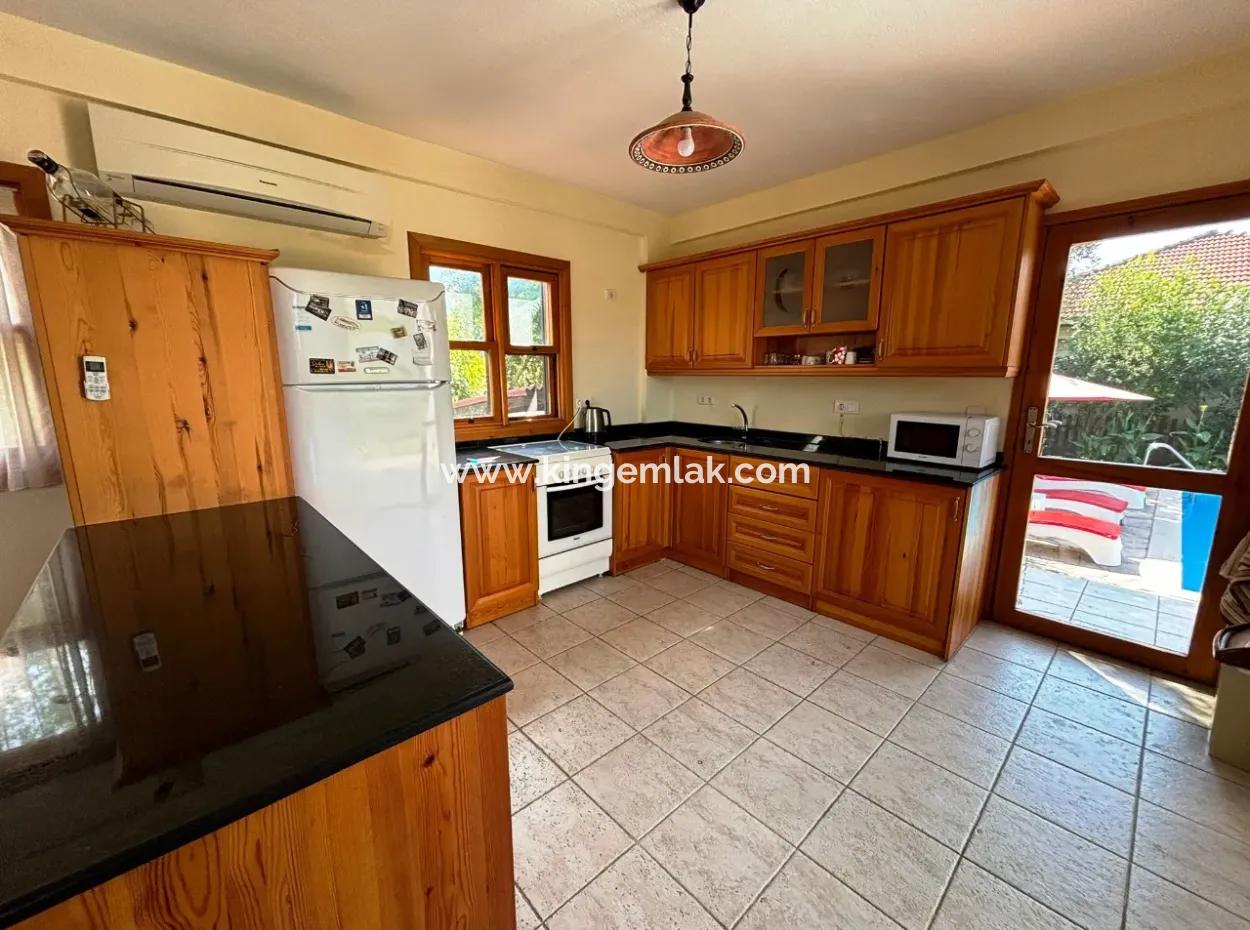 Strikingly Pretty 3 Bed Villa