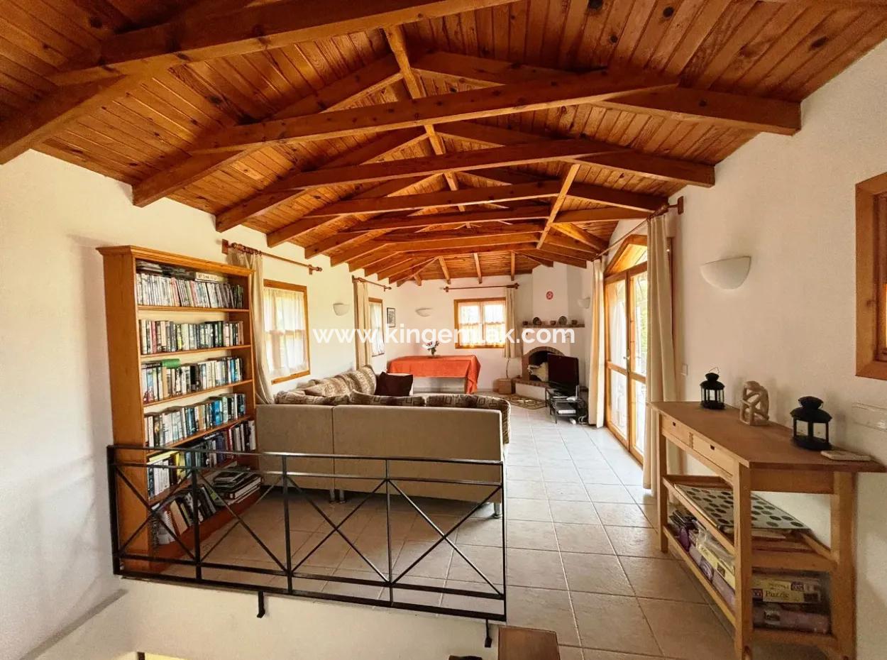 Strikingly Pretty 3 Bed Villa