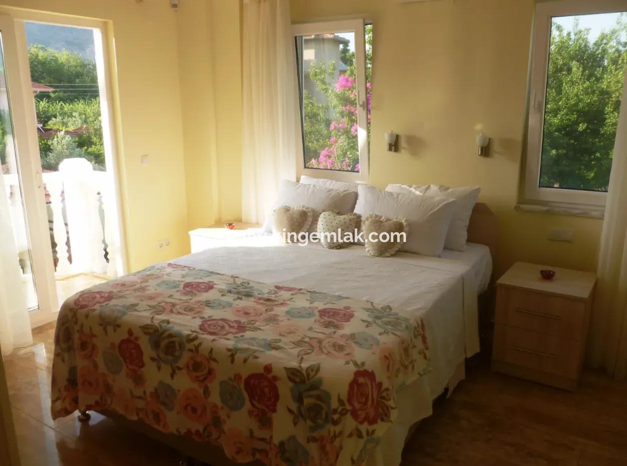 Impressive Private Villa With Tomb Views