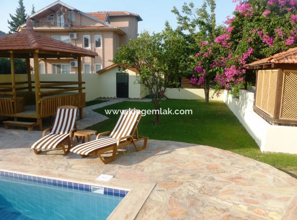 Impressive Private Villa With Tomb Views