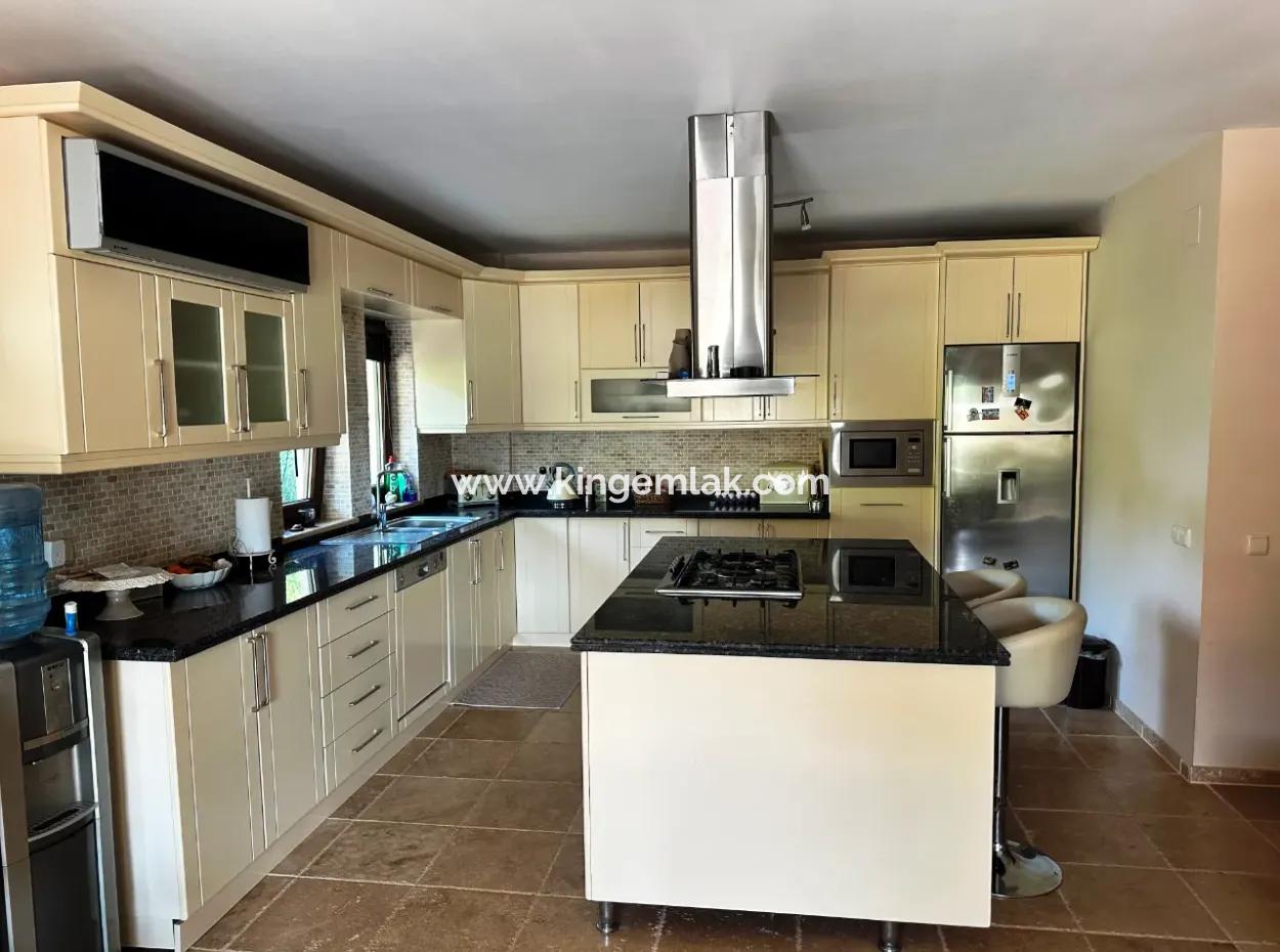 Extrodinary Private Villa