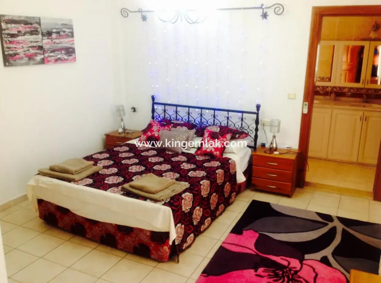 Ein Sechs - Schlafzimmer-Villa In Dalyan Gurpinar Edelstein-Villa .