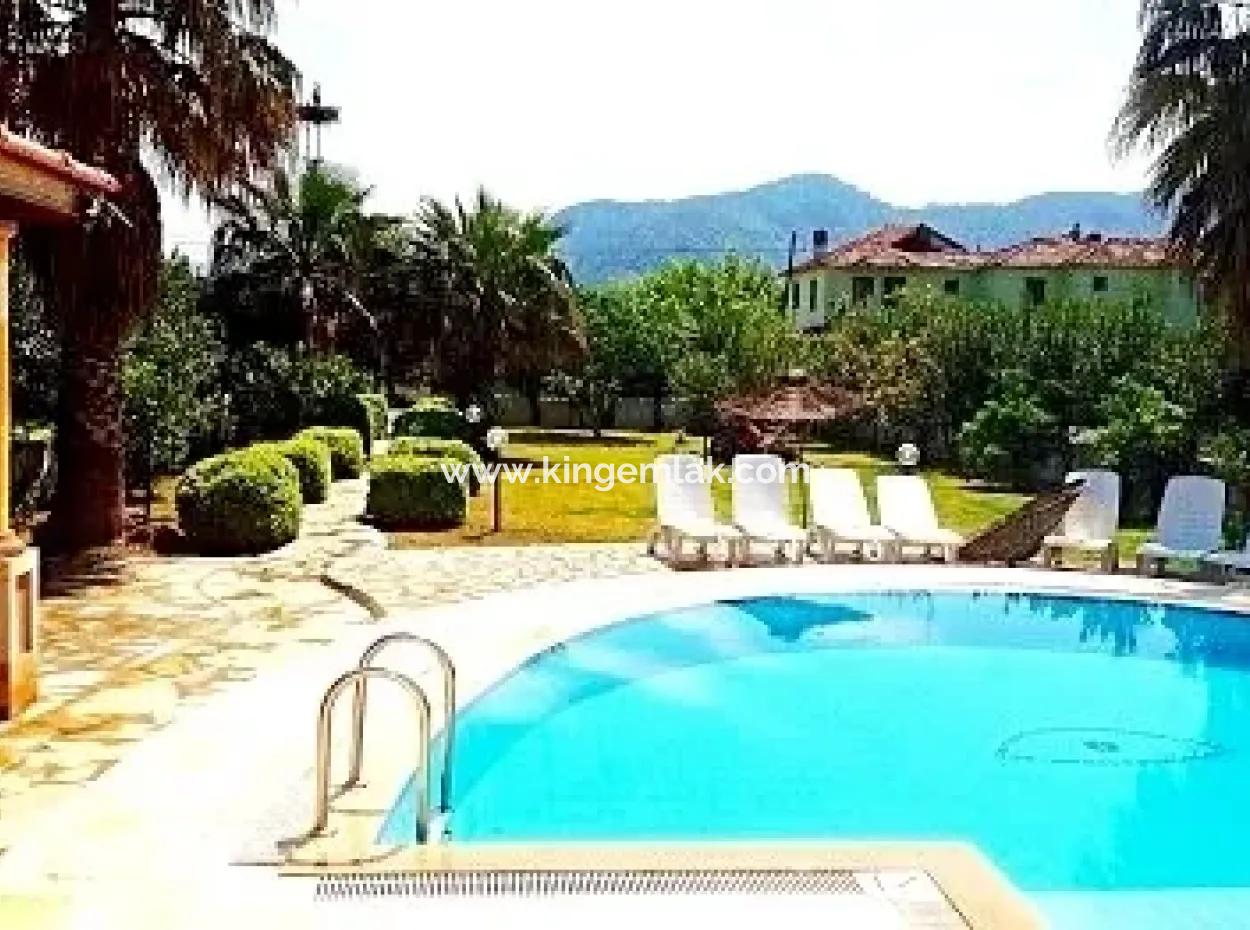 Ein Sechs - Schlafzimmer-Villa In Dalyan Gurpinar Edelstein-Villa .