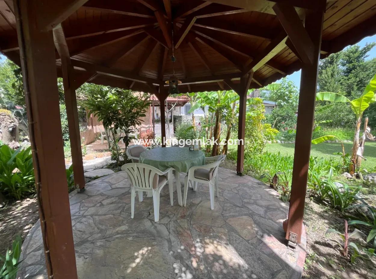 Pretty Hotel In Relaxing Setting