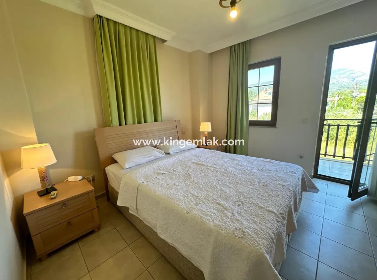 Handsome First Floor Apartment