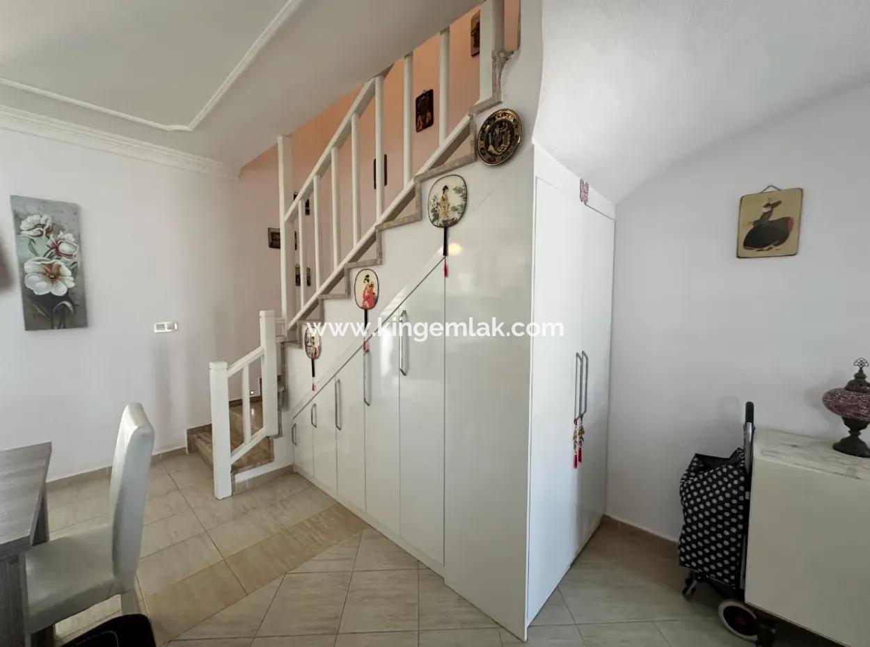 Modern 3 Bed Villa Close To Town