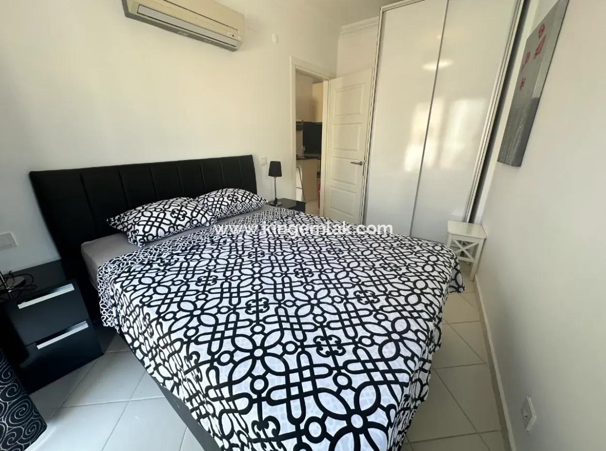 Fully Furnished Modern One-Bedroom Riverside Apartment