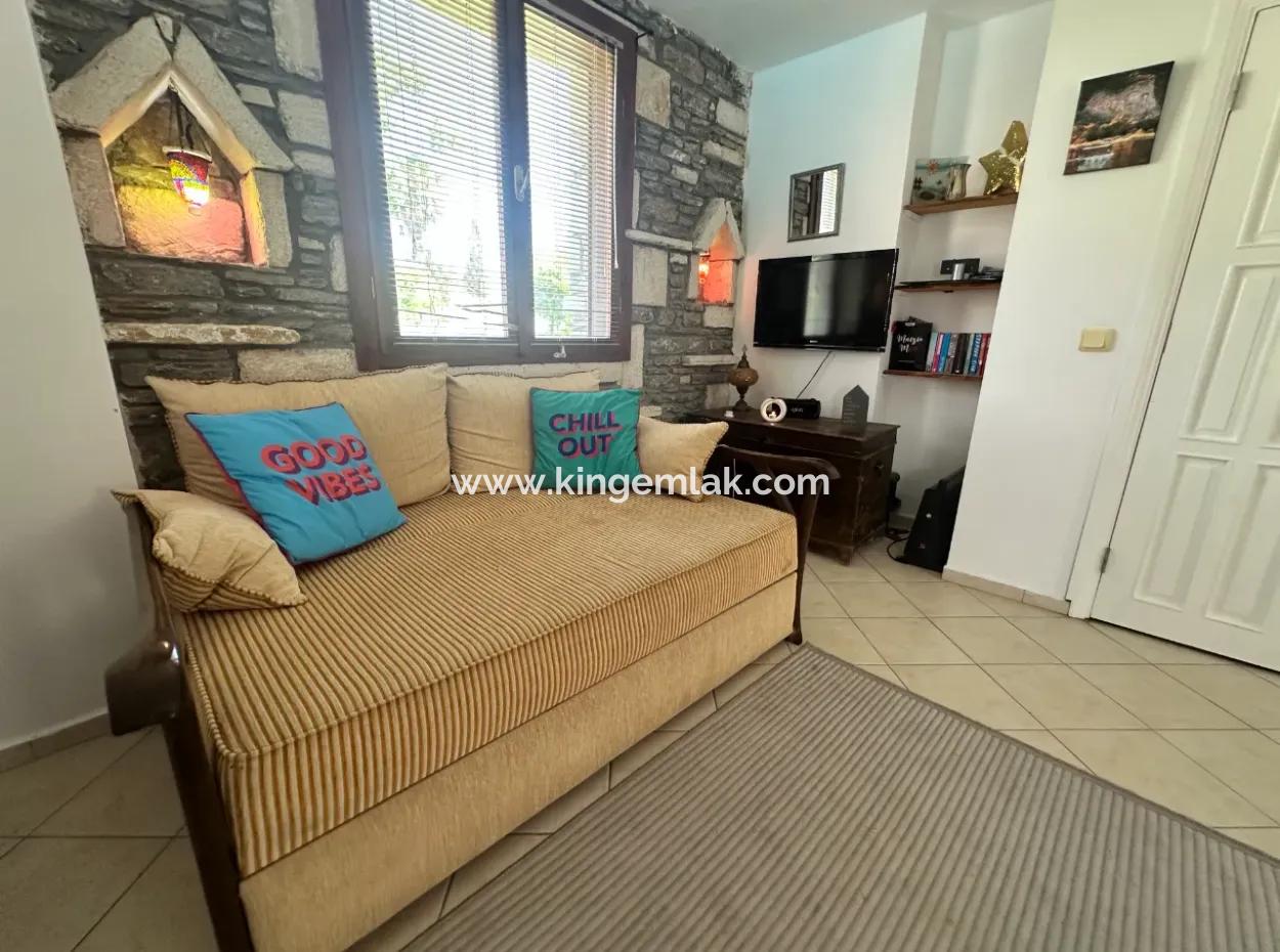 Charming Two-Bedroom Detached Villa