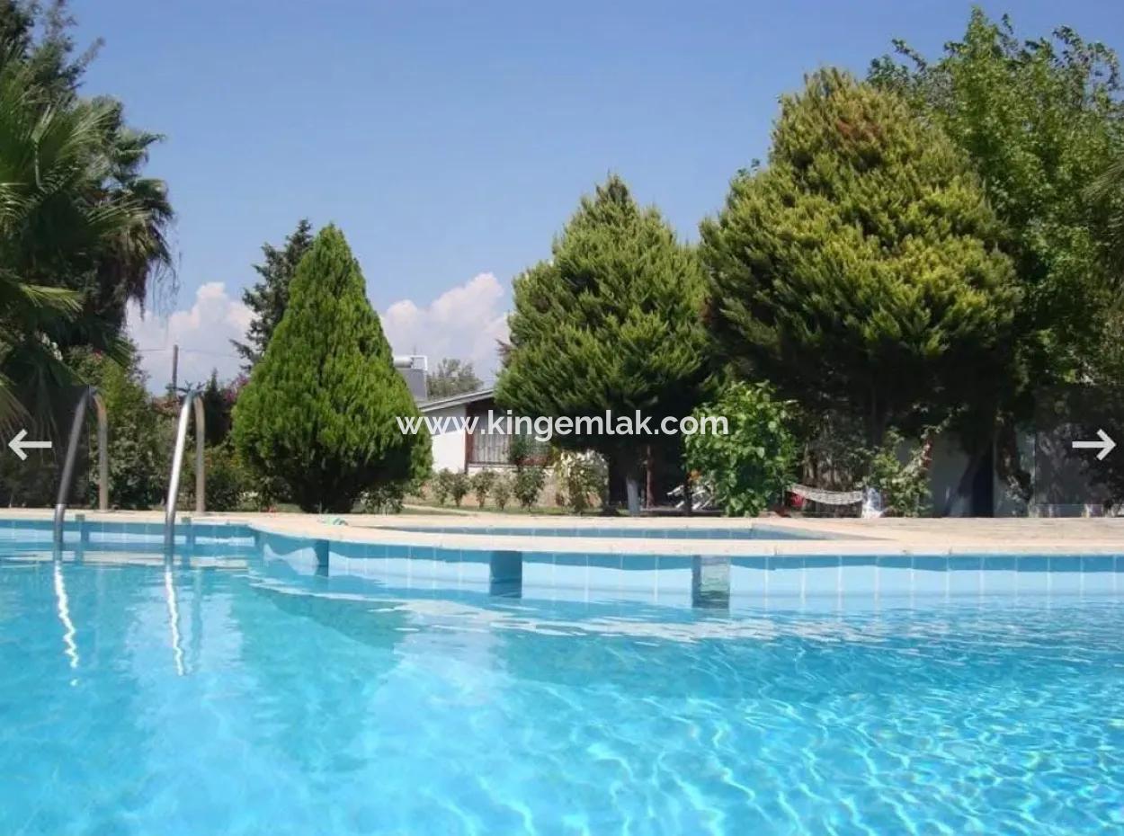 Charming Bungalow With Investment Potential