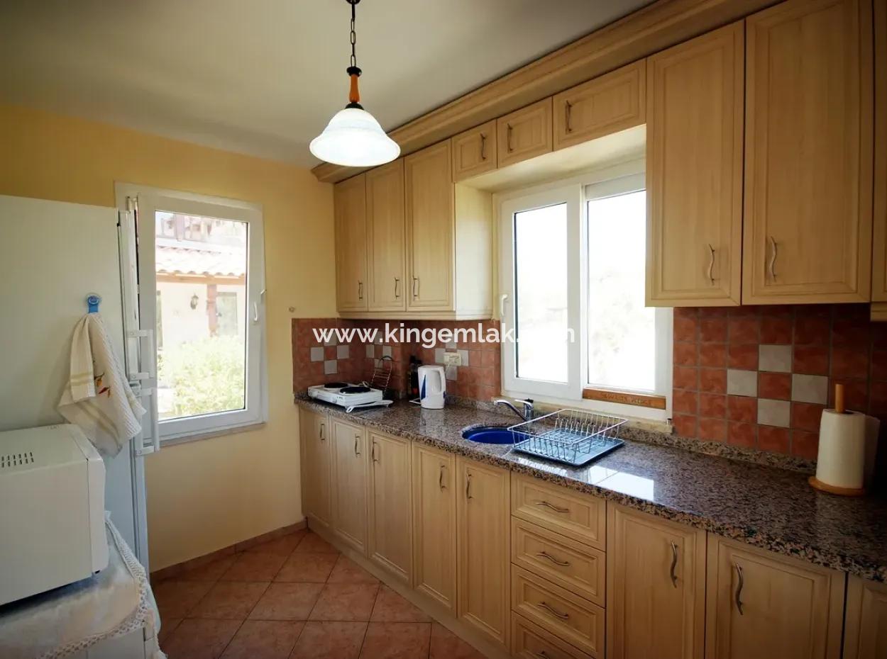 Detached Villa With Shared Pool And Lush Gardens In The Gülpınar Area Of Dalyan