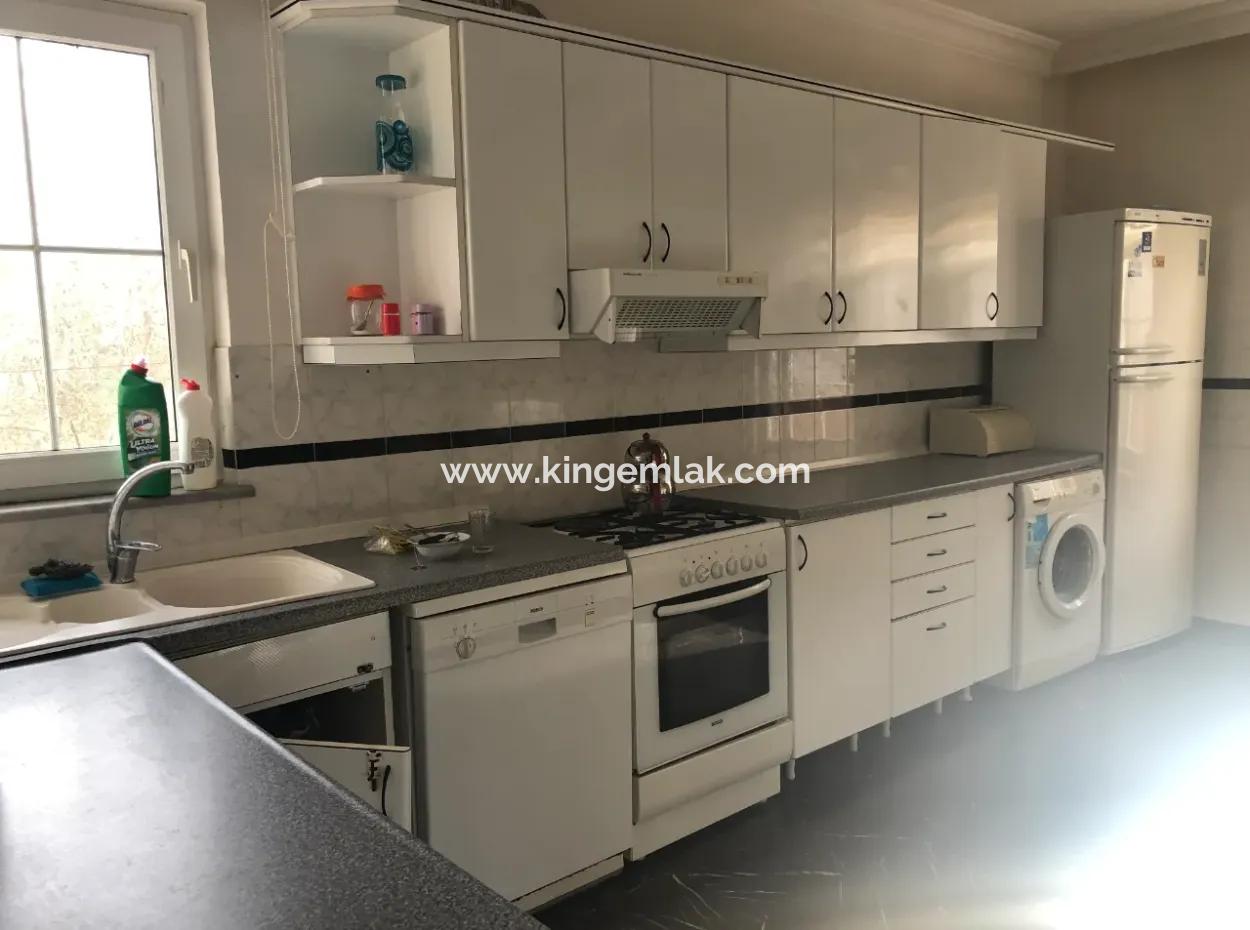 Traditional Villa In Need Of Love