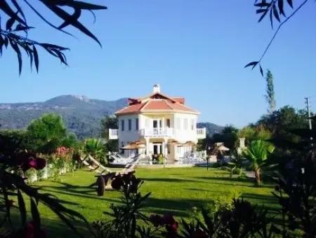 Ein Sechs - Schlafzimmer-Villa In Dalyan Gurpinar Edelstein-Villa .