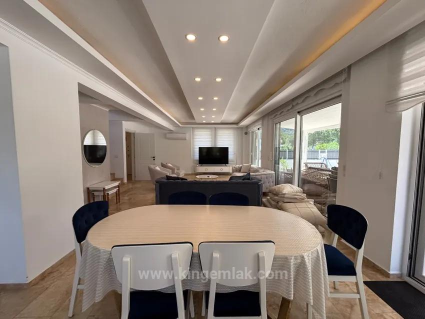 Villa Aurelia – Timeless Elegance Address