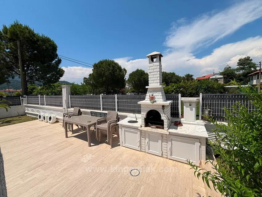 Villa Aurelia – Timeless Elegance Address