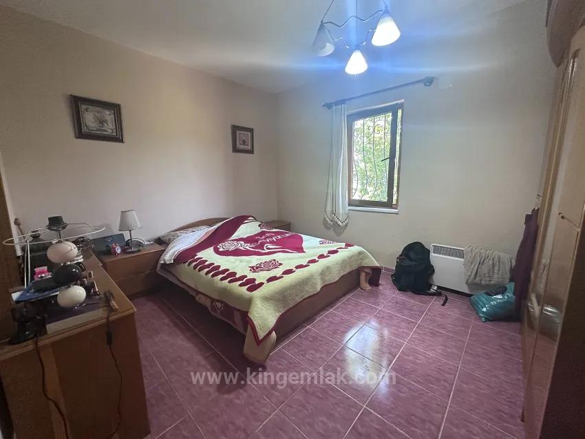 Spacious Village Home With Mountain Views And Mature Gardens