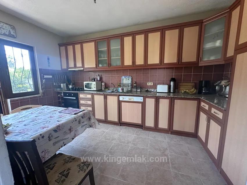 Spacious Village Home With Mountain Views And Mature Gardens