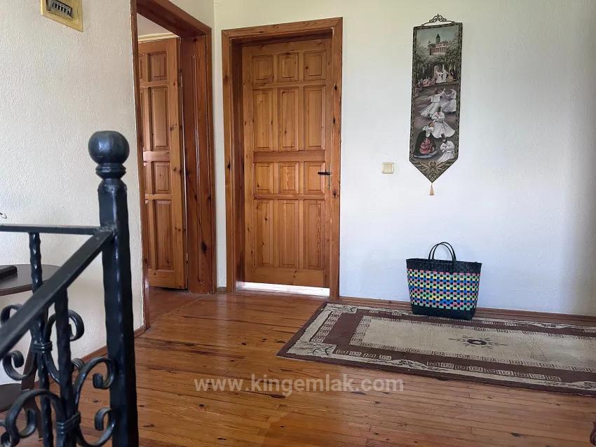 Spacious Village Home With Mountain Views And Mature Gardens
