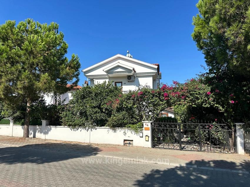 Semi-Detached Villa With Shared Pool In Dalyan Osmanağalar District