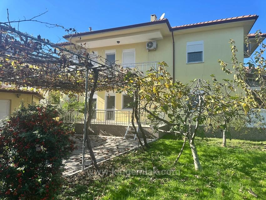 House For Sale In Dalyan Gülpınar On A 1000 M2 Plot Of Land.