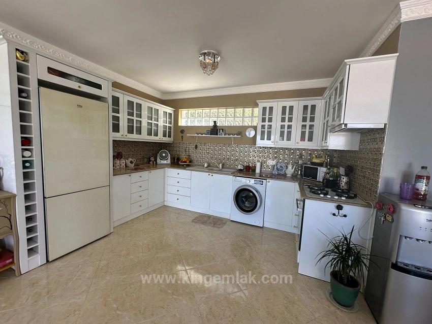 Luxury 7-Bedroom Mansion With Unparalleled Sea Views In Gökbel