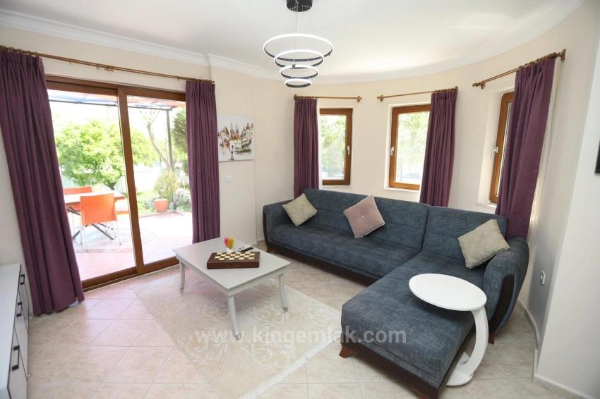 Stylish And Fully Renovated Private Villa
