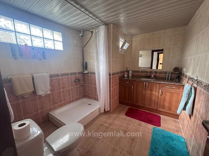 Detached Villa With Shared Pool In A Small Complex.