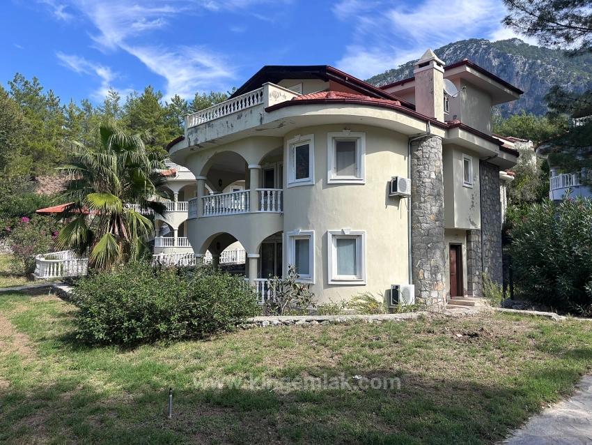 An Exclusive Renovation Opportunity In The Tranquil Akkaya Valley