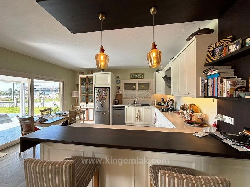 Stylish Villa On 5000M2 Suitable For Citizenship Purchase